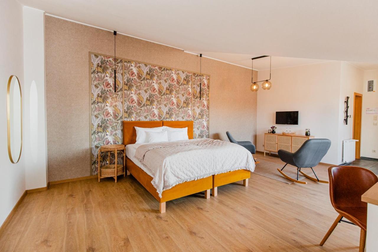 H11 Rooms Esztergom Exterior photo